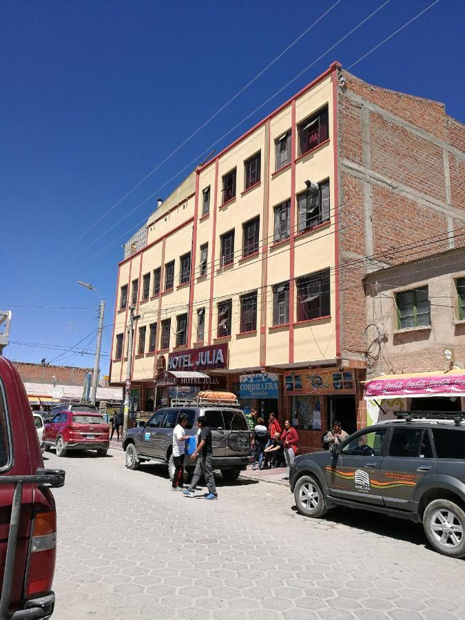 Julia Plaza Hotel Uyuni Exterior photo